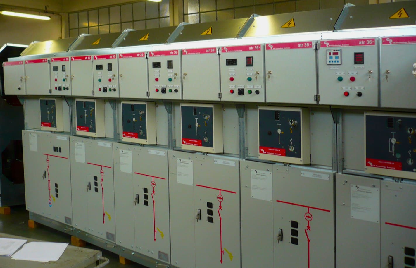 AIS MV electrical switchgear
