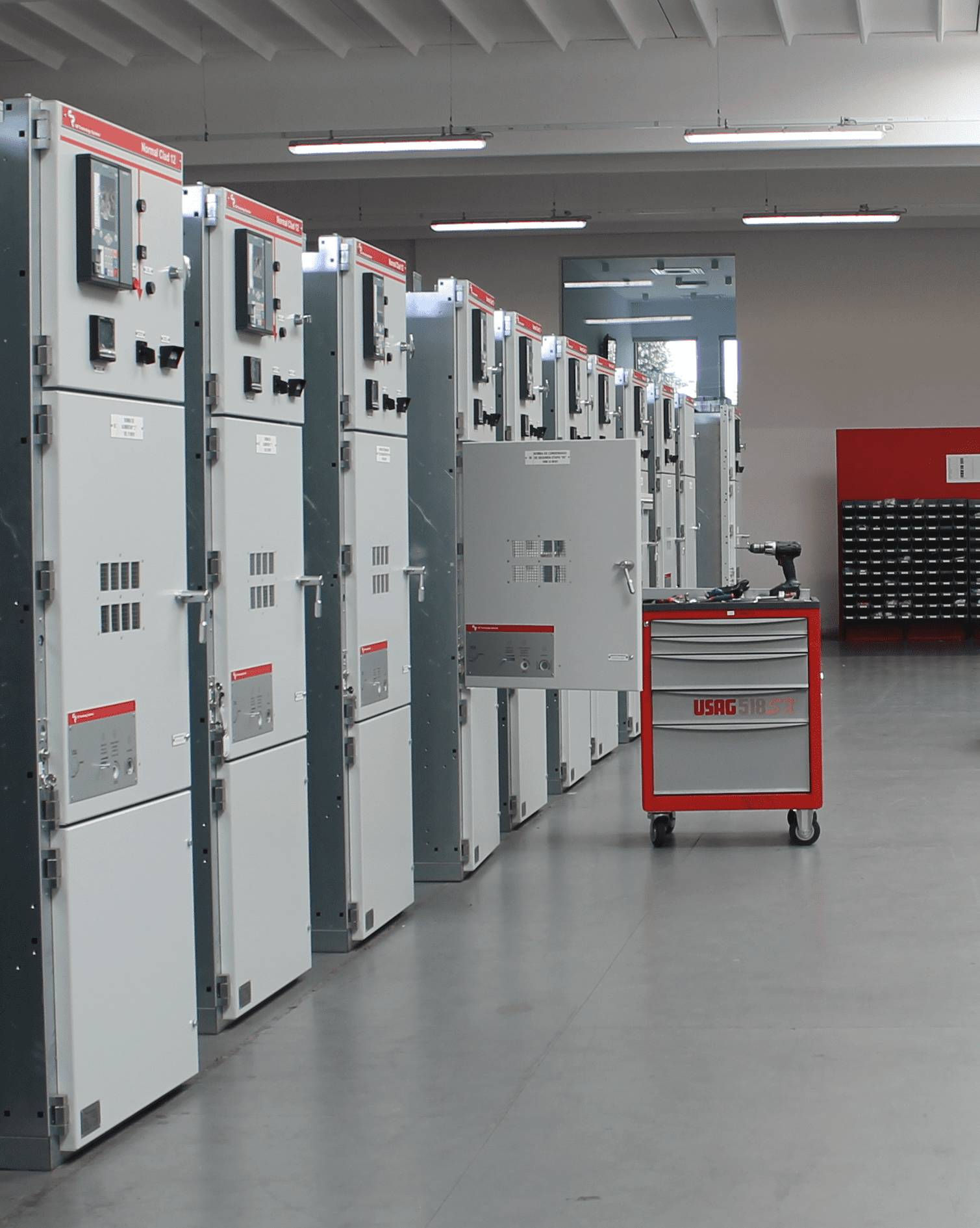 MediumVoltage metal clad switchgears 12kV CR Technology Systems