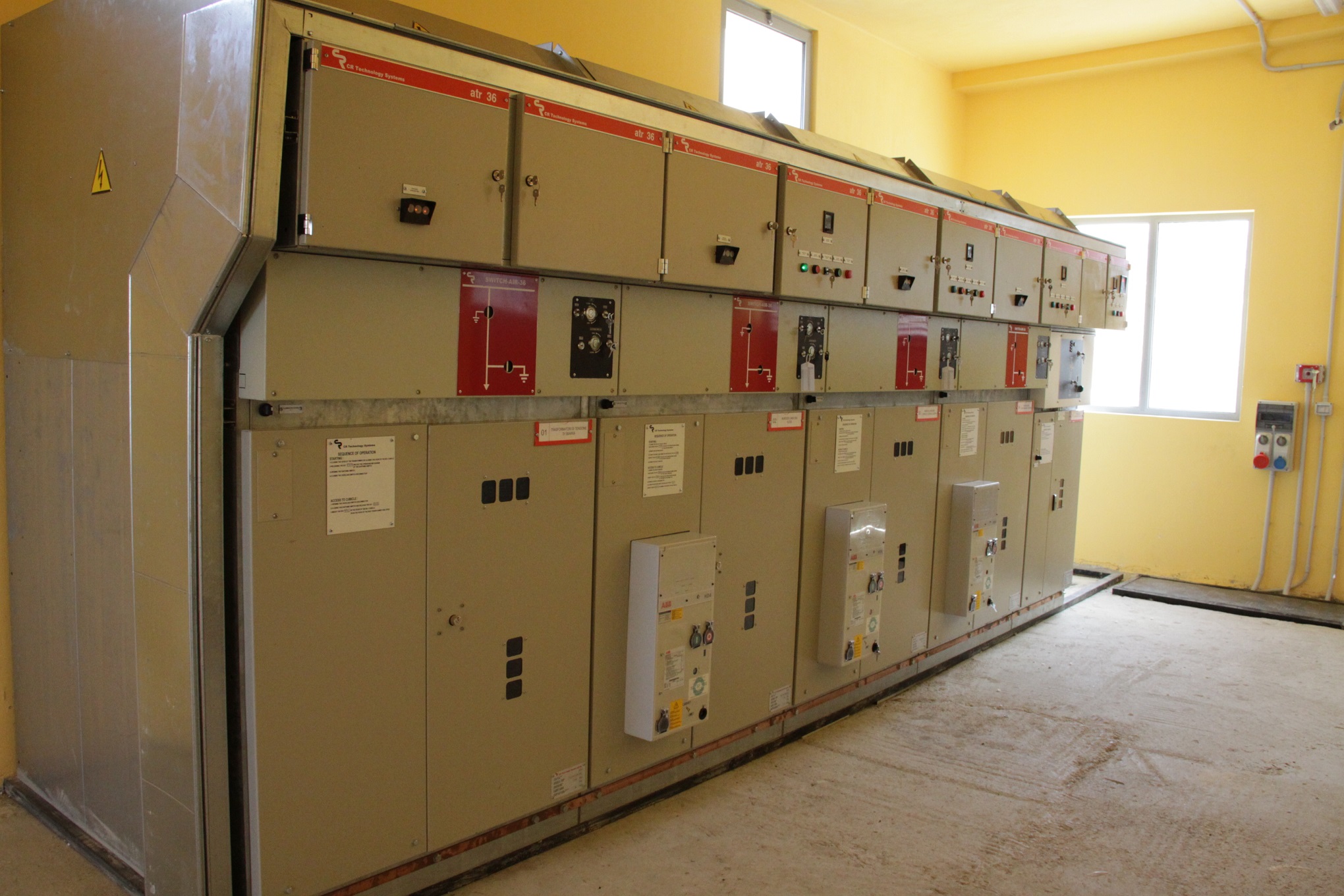 Compact substation with MV switchgear