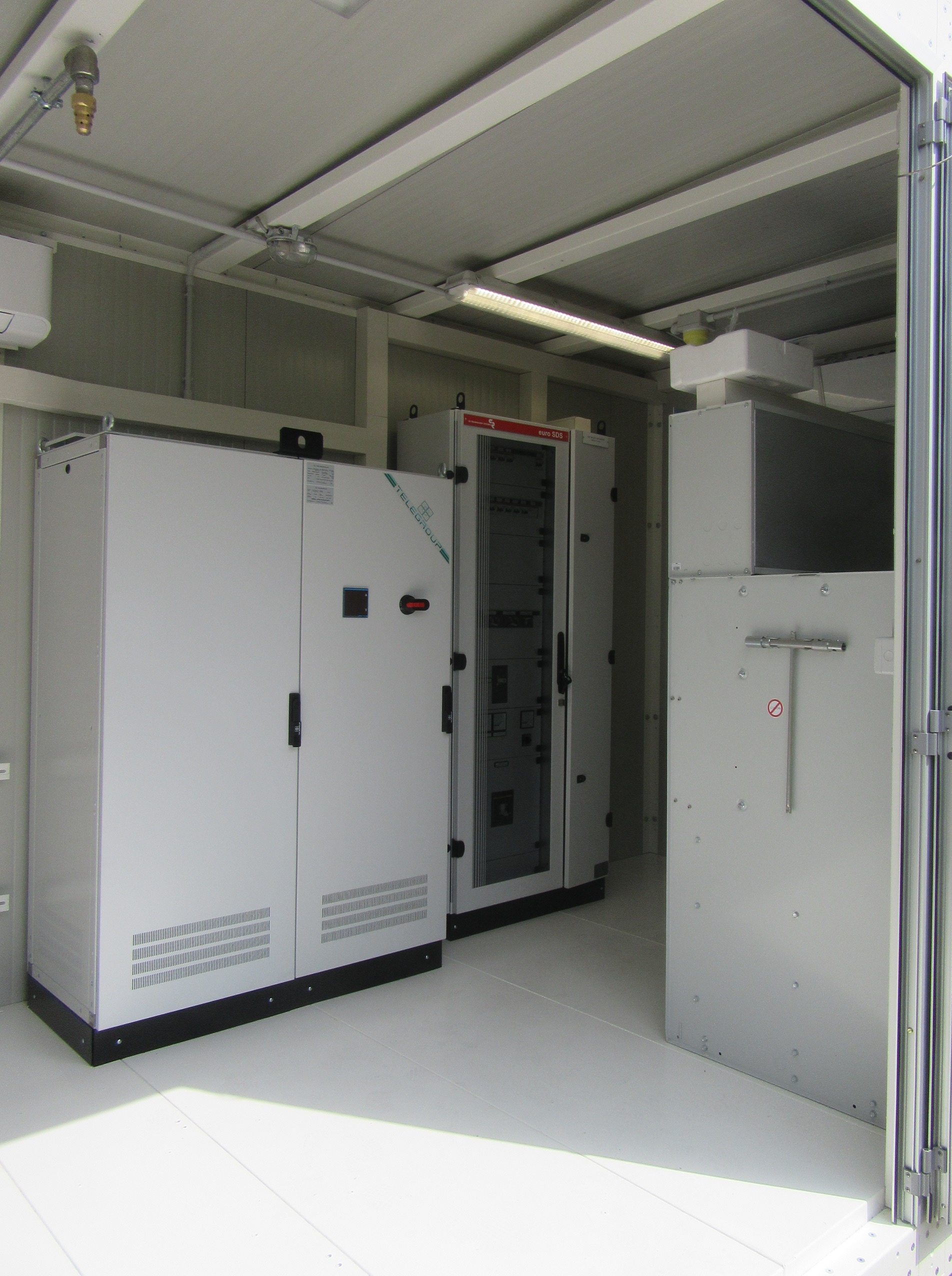 STC-Box cabina eléctrica modular para Libia