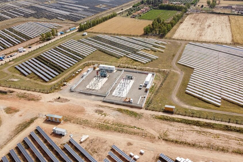 Cabinas para parque fotovoltaico, en Italia