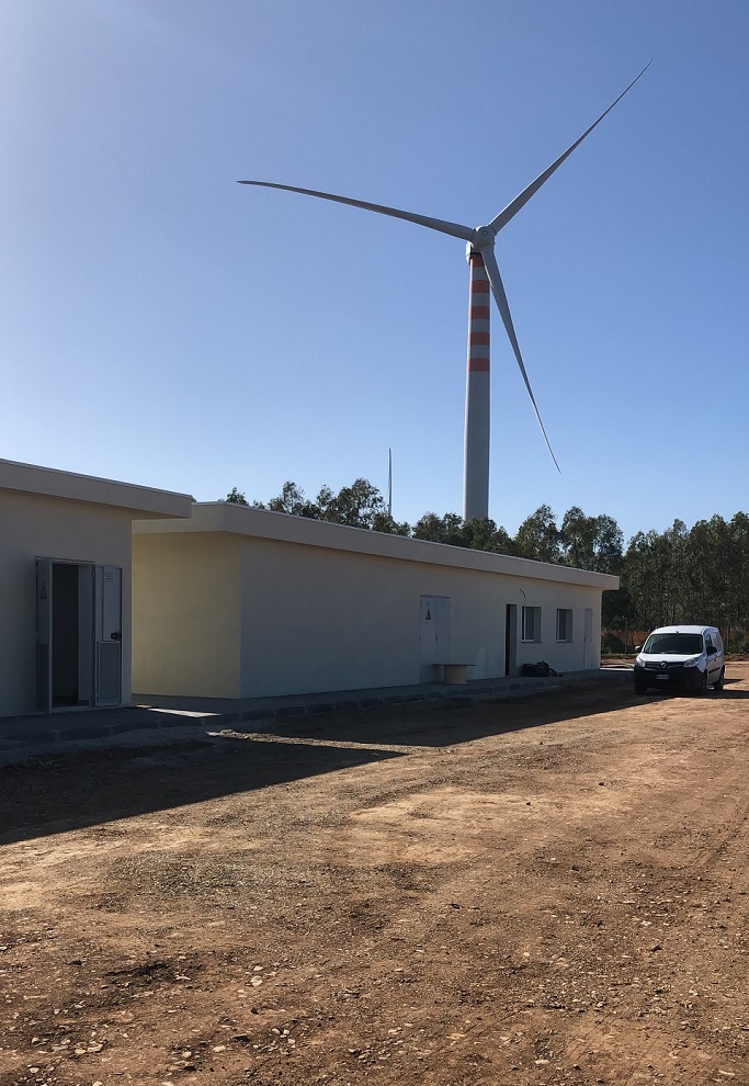 Parque fotovoltaico Macchiareddu - Cerdeña STC-BOX subestacion compacta equipada con celdas electrics de media tension ATR