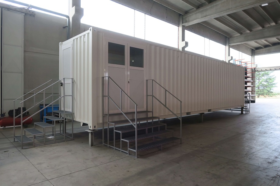 ISO container equipaggiato con quadri BT MCC per Libia (4)