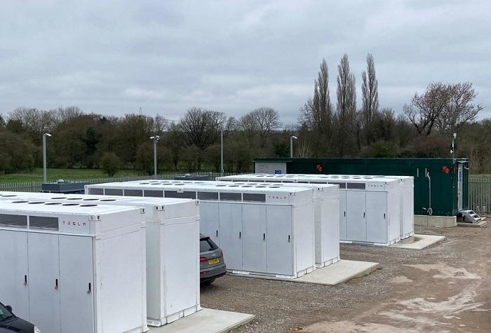 eHouse en la planta de Chapel de 49,5MW/99MWh cerca de Luton (UK).