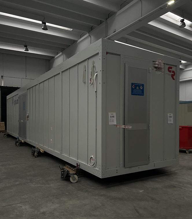 The e-House STC-Box 12kV is equipped with MV electrical switchgear 12kV 2000A 20kA(3s), LV switchboard panels Euro-SDS, DC system 110 VDC, auxiliary LV switchboard, HVAC system, fire detection and UPS system for Ipsum.