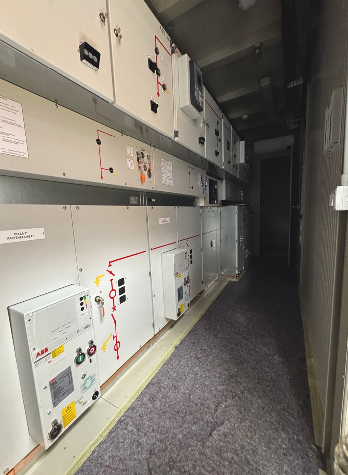 Switchroom eHouse designed and manufactured for the Montalto di Castro, Viterbo.