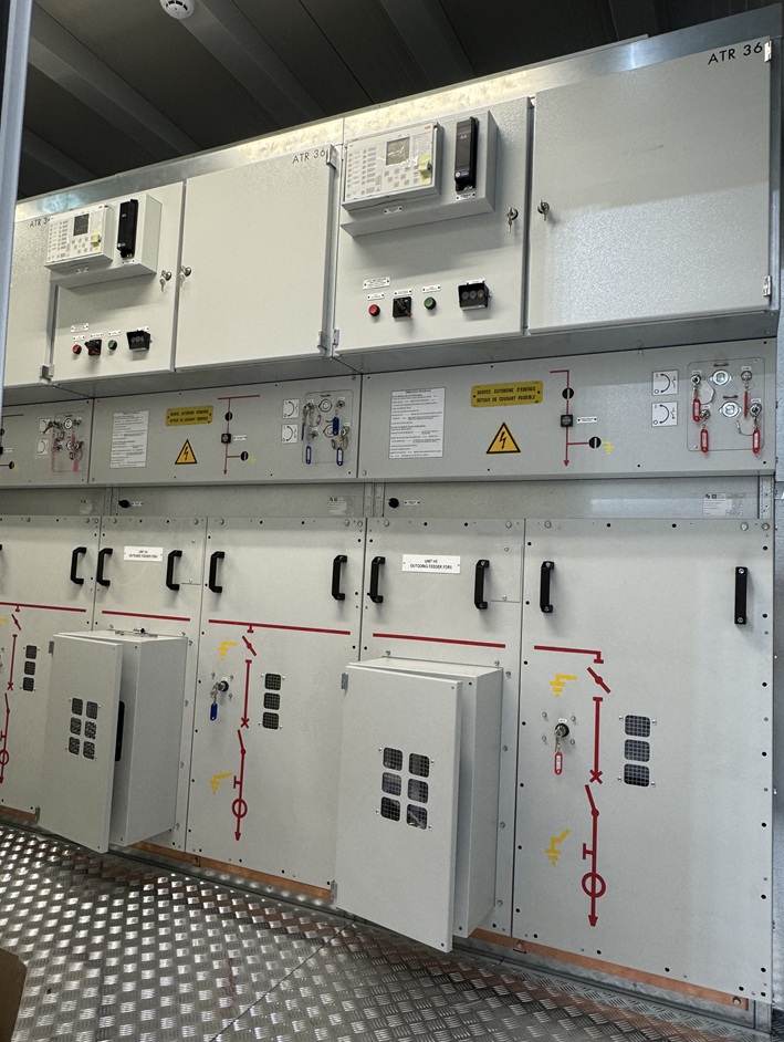 it includes the study, deign, manufacturing and delivery of n. 4 switching station and n. 1 control room.