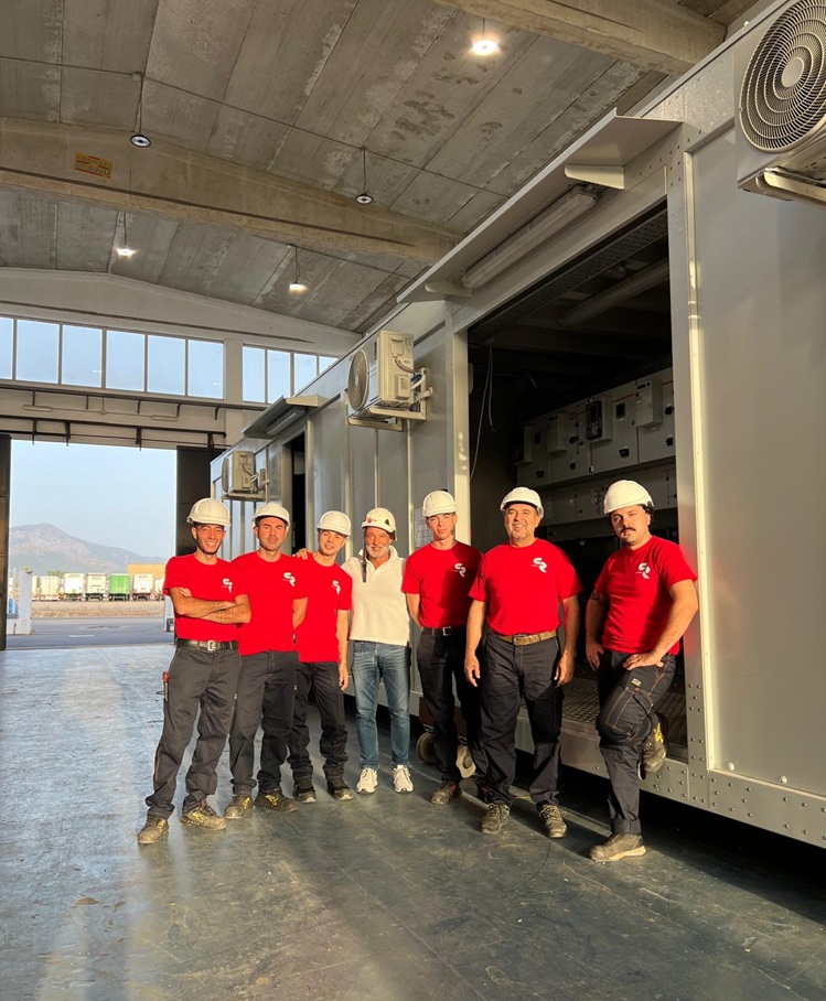 96MVA photovoltaic plant in Lamezia Terme, with the supply of an integrated medium-voltage solution.